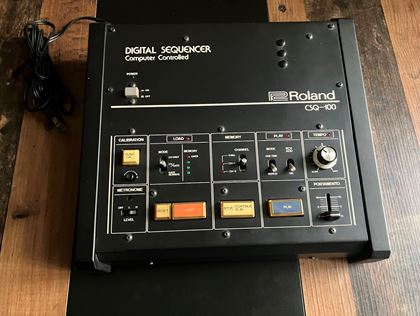 Roland-CSQ100"